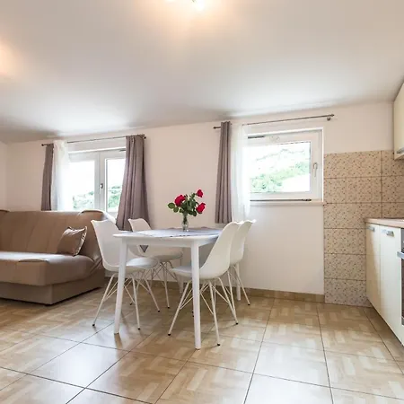 Apartmán Nada Stanici